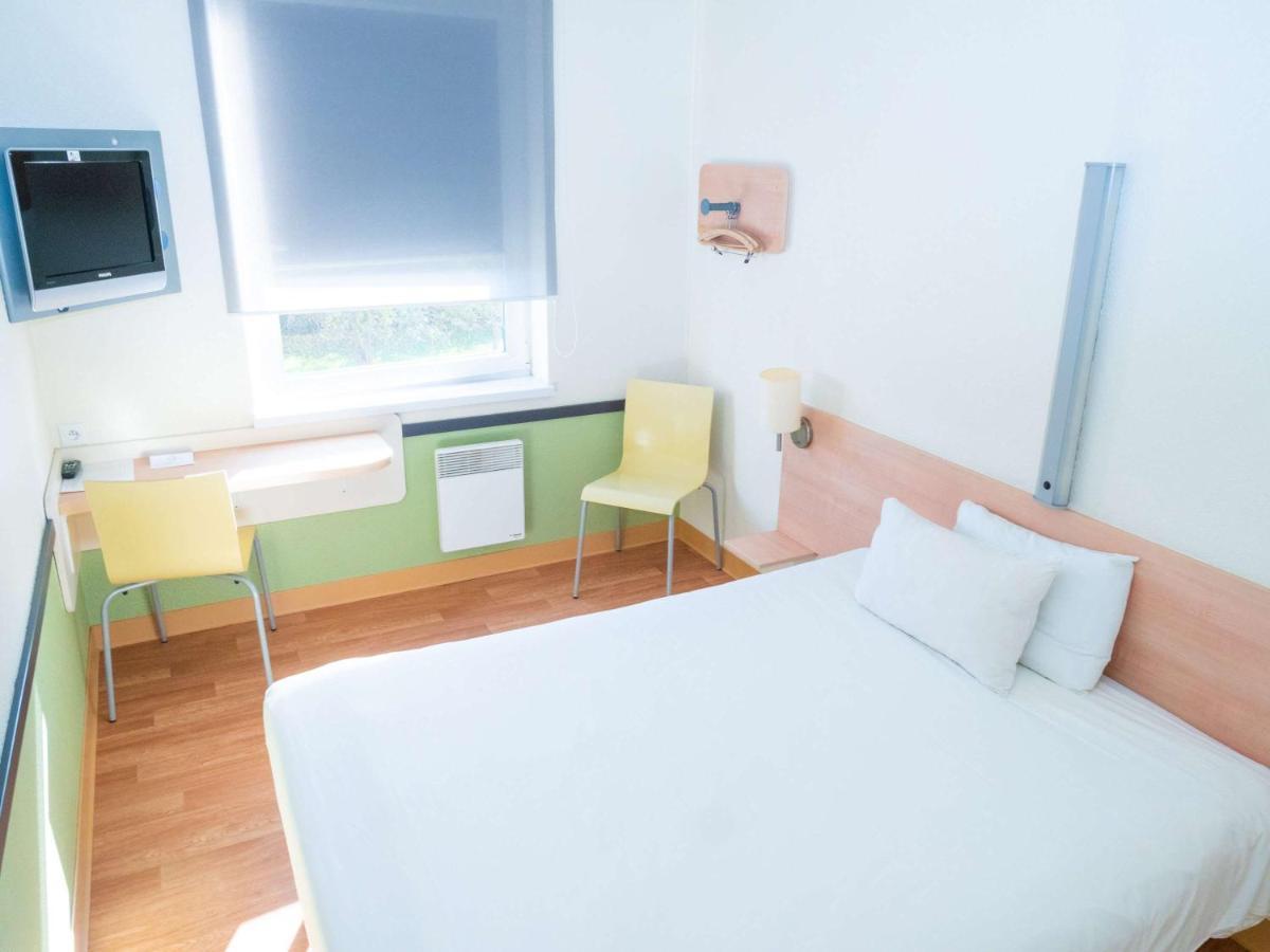 Ibis Budget Krakow Bronowice エクステリア 写真