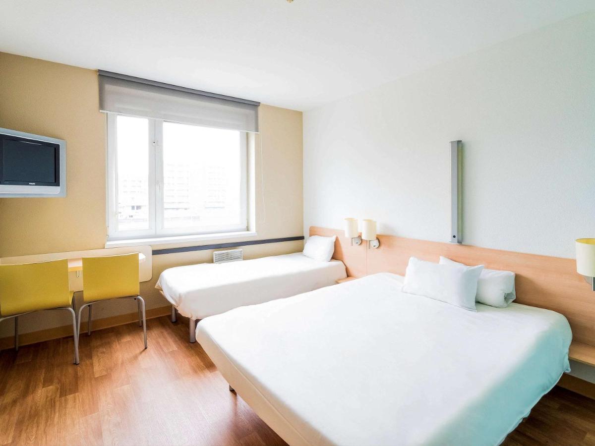 Ibis Budget Krakow Bronowice エクステリア 写真