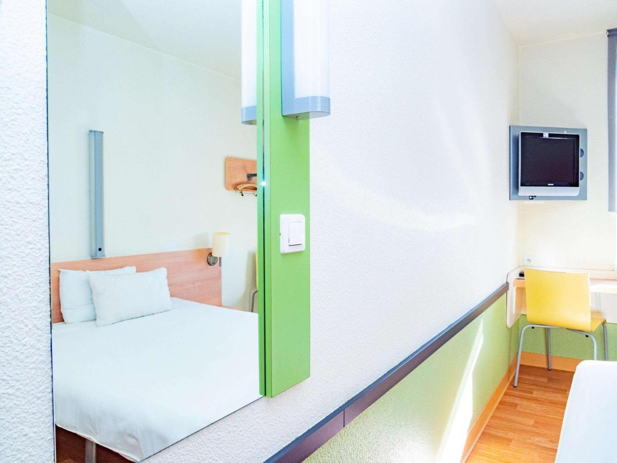 Ibis Budget Krakow Bronowice エクステリア 写真