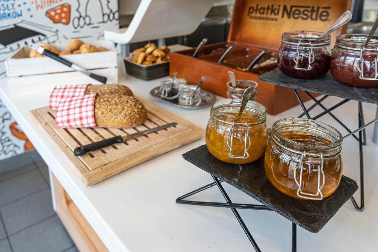 Ibis Budget Krakow Bronowice エクステリア 写真