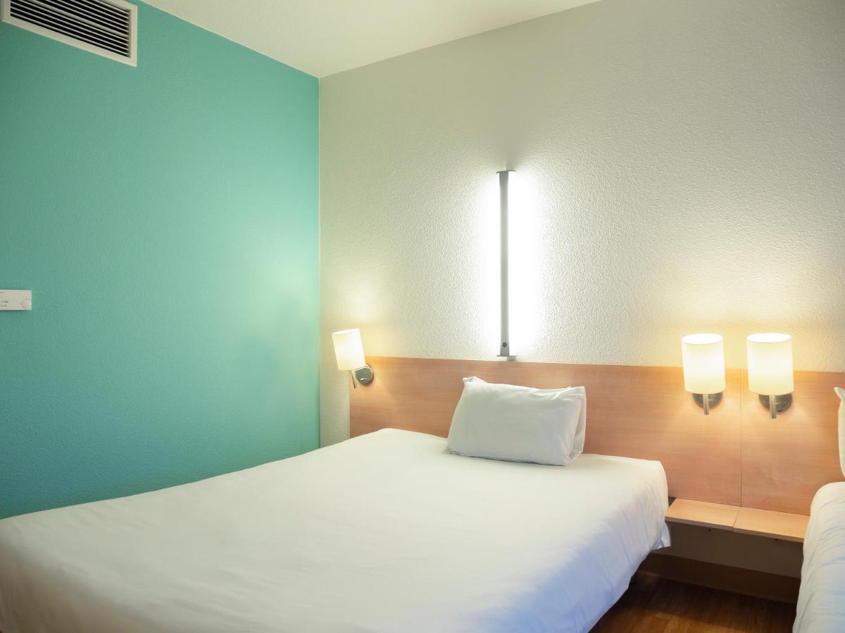 Ibis Budget Krakow Bronowice エクステリア 写真