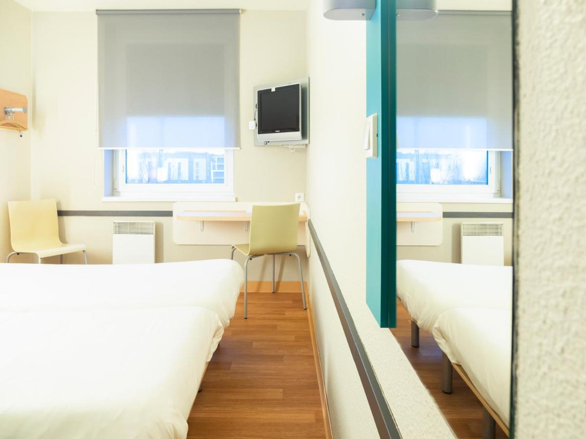 Ibis Budget Krakow Bronowice エクステリア 写真