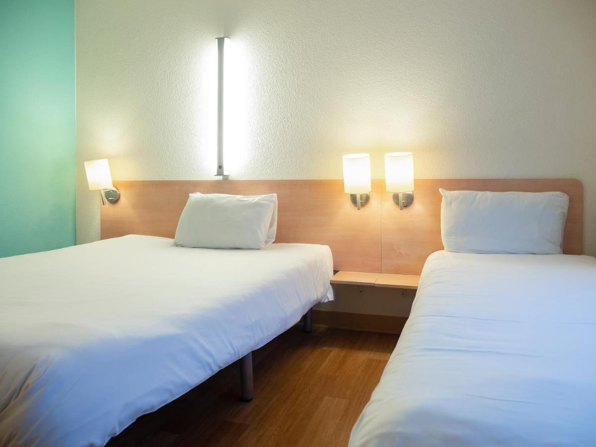 Ibis Budget Krakow Bronowice エクステリア 写真
